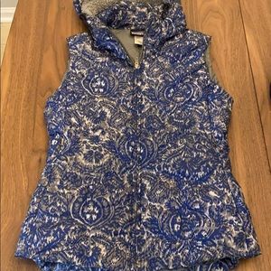 printed Patagonia vest